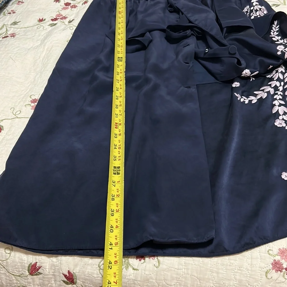 Cinq a Sept Silk Button Blue Dress Embroidered Floral Rose Pink Pockets Small 4 - Picture 14 of 16